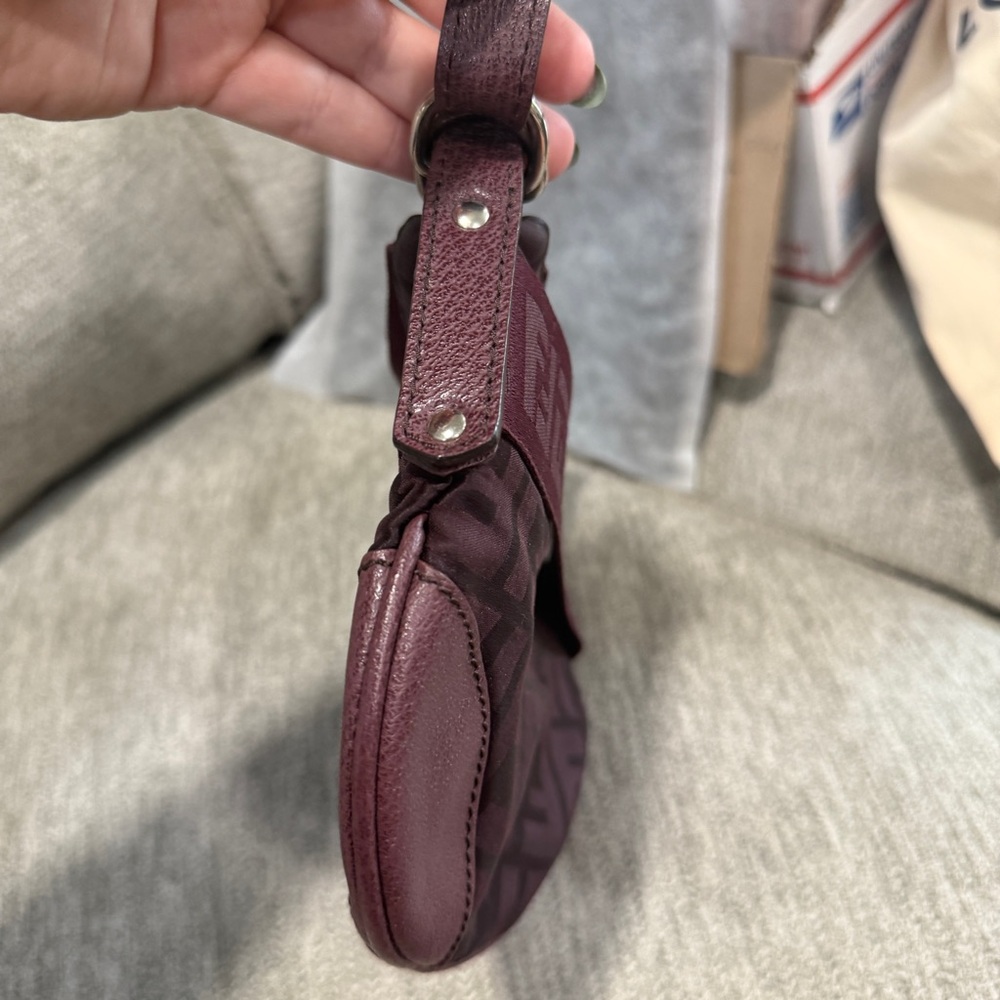 Fendi Burgundy Baguette Shoulder Bag with Silver Hardware - Picture 5 of 12